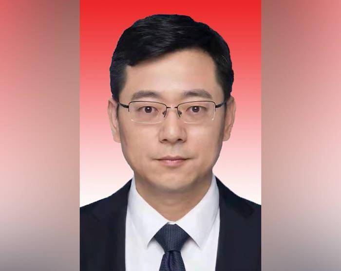 王斌达已任四川泸州市委常委、常务副市长，两年前被跨省提拔