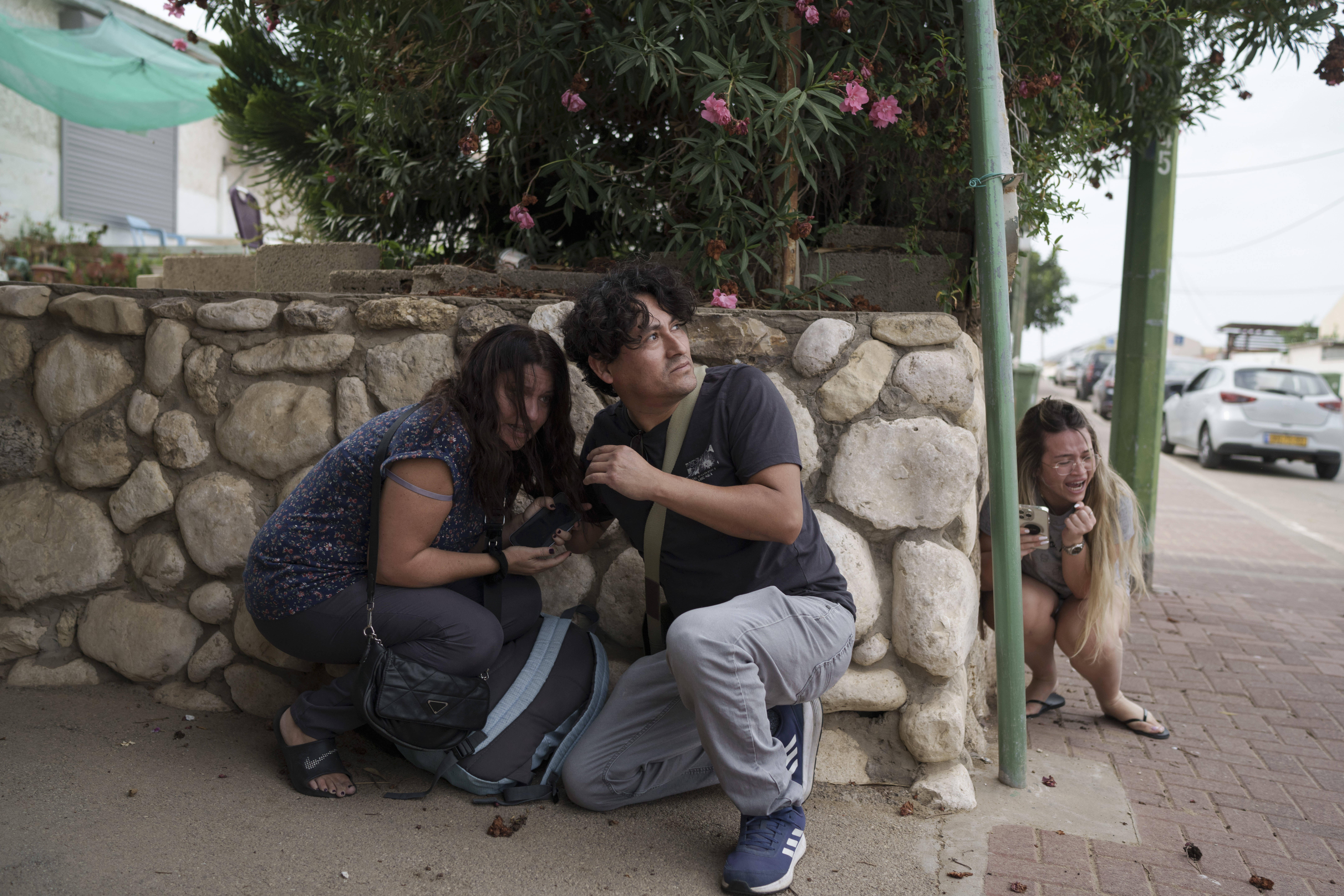 “离开一场战争，又进入另一场” 乌克兰难民被迫从以色列返家