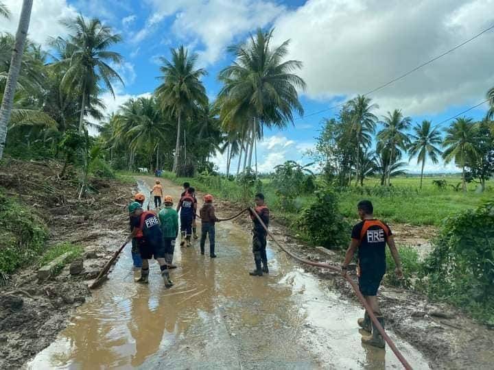菲律宾强降雨已致2人死亡 87万人受灾