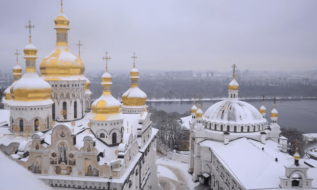 冻雨夜袭与老鼠入侵：乌克兰迎战第二个冬天